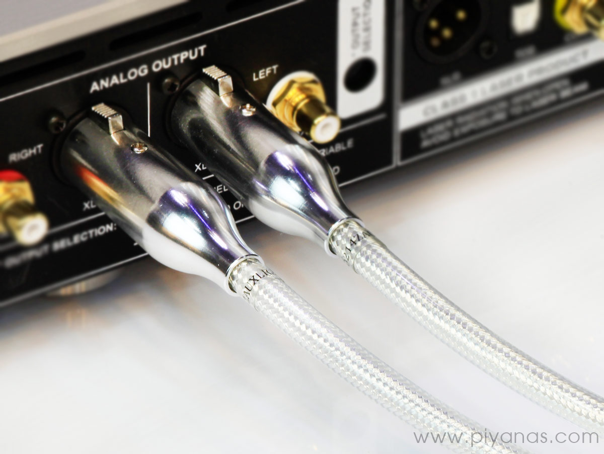 Authentica Interconnect (XLR) (2M.)