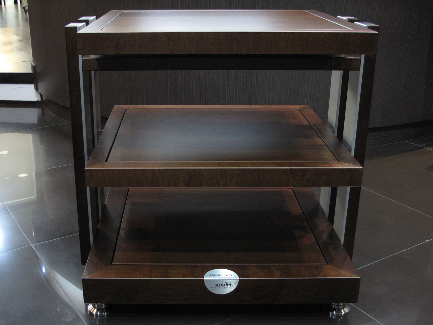 APS-02-1 (3 LEVELS) (Walnut)