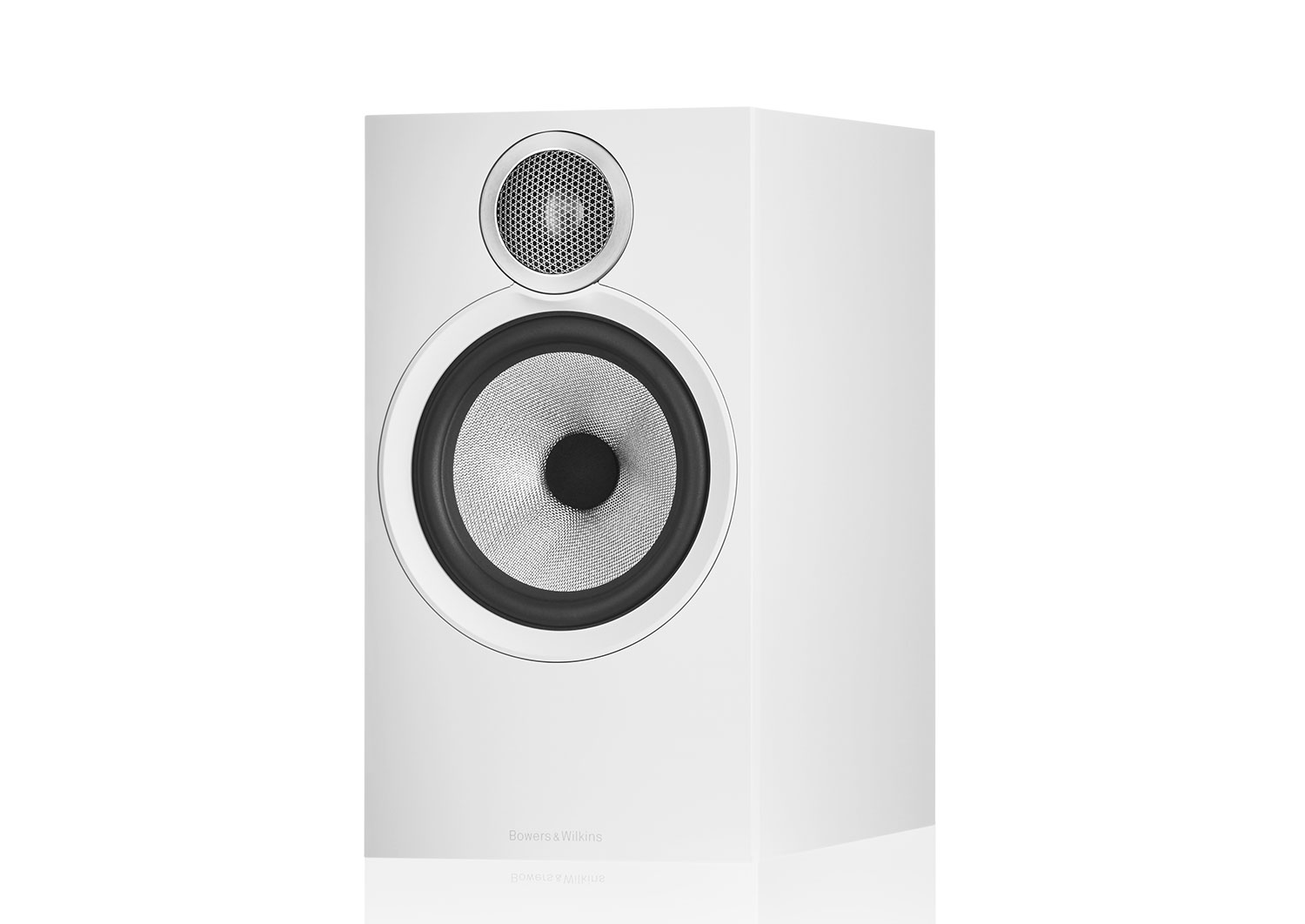 R-N600A (Silver) + B&W 606S3 (White)